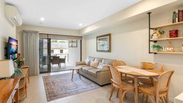 Apartment | Living area