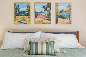 3 chambres, bureau, fer et planche à repasser, Wi-Fi gratuit