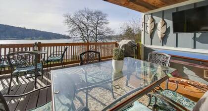 Chalet du Lac – Lakefront Retreat