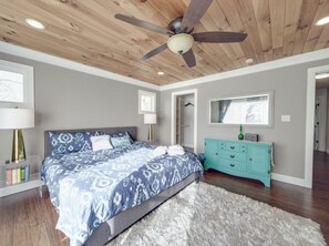 3 bedrooms, WiFi, bed sheets