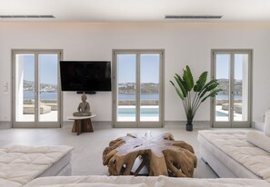 Villa Deluxe, 3 camere da letto, piscina privata, vista mare | Area soggiorno