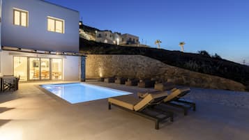 Luxury-Villa, 5 Schlafzimmer, eigener Pool, Meerblick | Aussenbereich