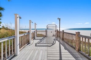 On the beach - Seaside Serenity/Corner Unit/Best Gulf View (Panama City Beach)
