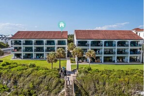 Exterior - Chair Service for 2/Private Beach/Walk2Seaside (Santa Rosa Beach)