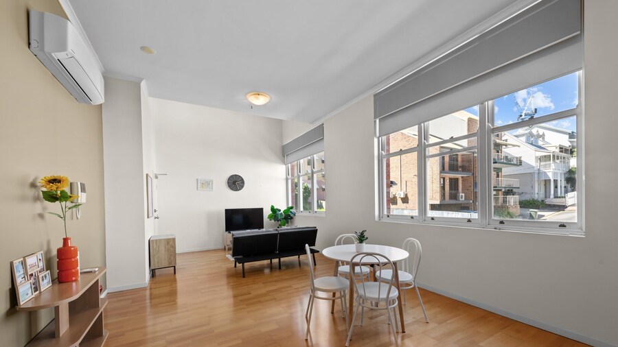 Modern 1-bed Apartment in Spring Hill