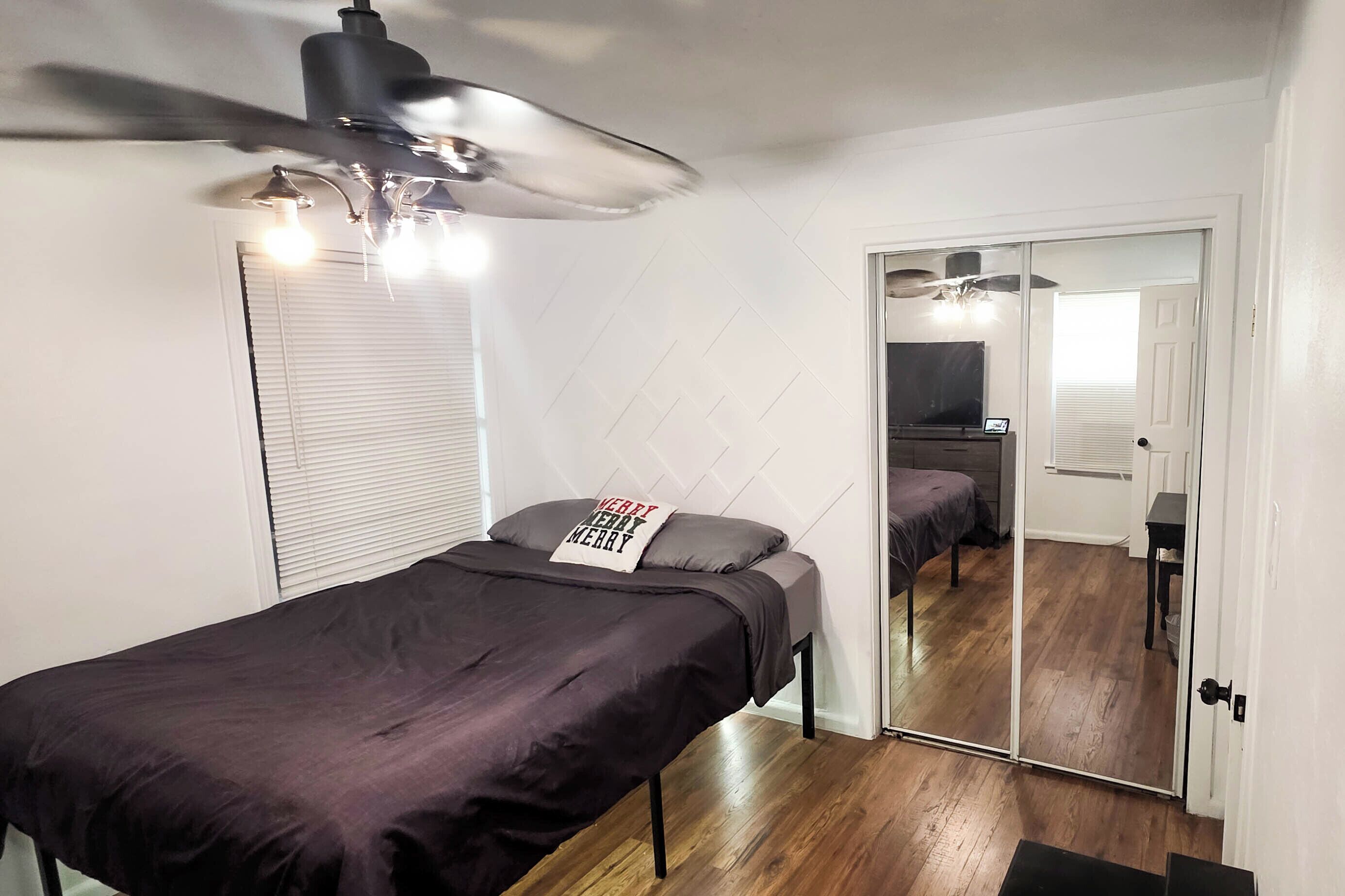 3 bedrooms, WiFi, bed sheets