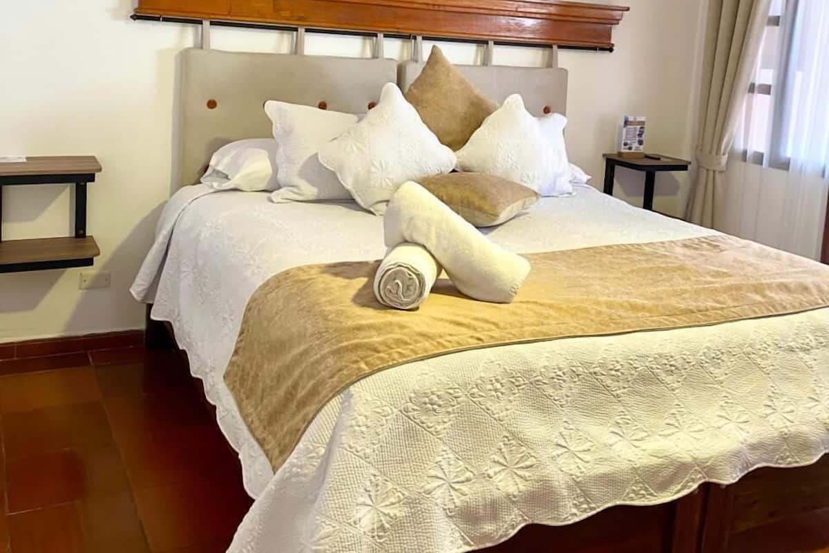 Standard Double Room | Seterika/papan seterika, Wi-fi percuma 