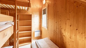 House | 2 bedrooms, bed sheets - Vacation Home Near ski Resort (Sankt Georgen am Kreischberg)