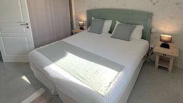 3 chambres, fer et planche Ă repasser, Wi-Fi, draps fournis