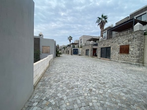 Property grounds - 2+1 Duplex Apartment in a Secure Site with Shared Pool in Bodrum Bitez (Bitez)