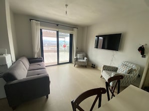Living area - 2+1 Duplex Apartment in a Secure Site with Shared Pool in Bodrum Bitez (Bitez)