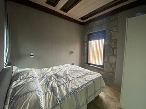 2 bedrooms, iron/ironing board, internet, bed sheets - 2+1 Duplex Apartment in a Secure Site with Shared Pool in Bodrum Bitez (Bitez)