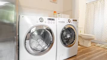 Deluxe House | Interior