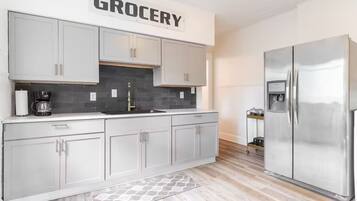 Deluxe House | Private kitchen