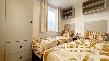 Chalet | 2 kamar tidur dan dilengkapi dengan perabotan berbeda-beda