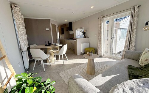 Inviting Hollum Chalet Near Golf Course