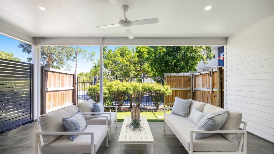 Bright 3-bed Home With Private Courtyard