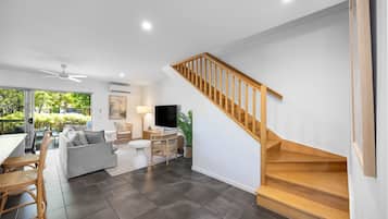 Apartment | Living room