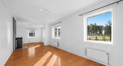 Family-friendly 2 bedrooms apartment free parking near to Oslo airport