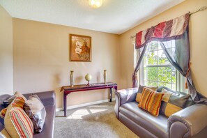 Smart TV - Welcome having a great vacation starts with a place that’s perfect for you enjoy (Palm Bay)