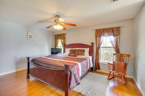 3 bedrooms, iron/ironing board, WiFi, bed sheets - Welcome having a great vacation starts with a place that’s perfect for you enjoy (Palm Bay)
