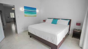 Iron/ironing board, WiFi, bed sheets - Spacious 2 Bedroom Condo with AC in Turks and Caicos Near Beach (Venetian Road Settlement)