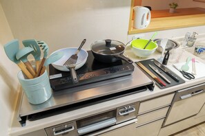 Appart'hôtel Familial, 5 chambres, non-fumeur, salle de bains privée | Cuisine privée