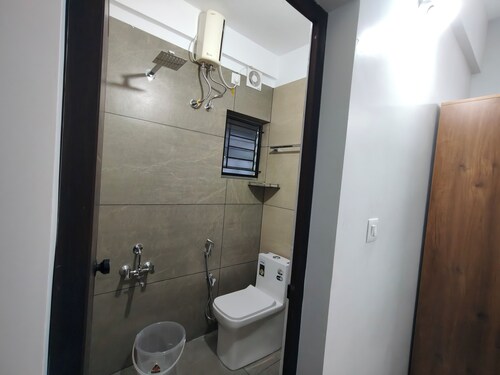 ElShium Homes
