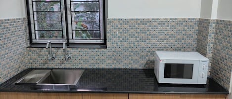 Economy Apartment | Private kitchen