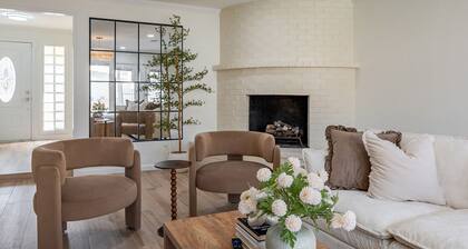 Luxury 5BR - Sleeps 14 - King Suites - Swimming Pool - Minigolf - 5min Chinatown