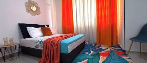3 bedrooms, iron/ironing board, WiFi, bed sheets