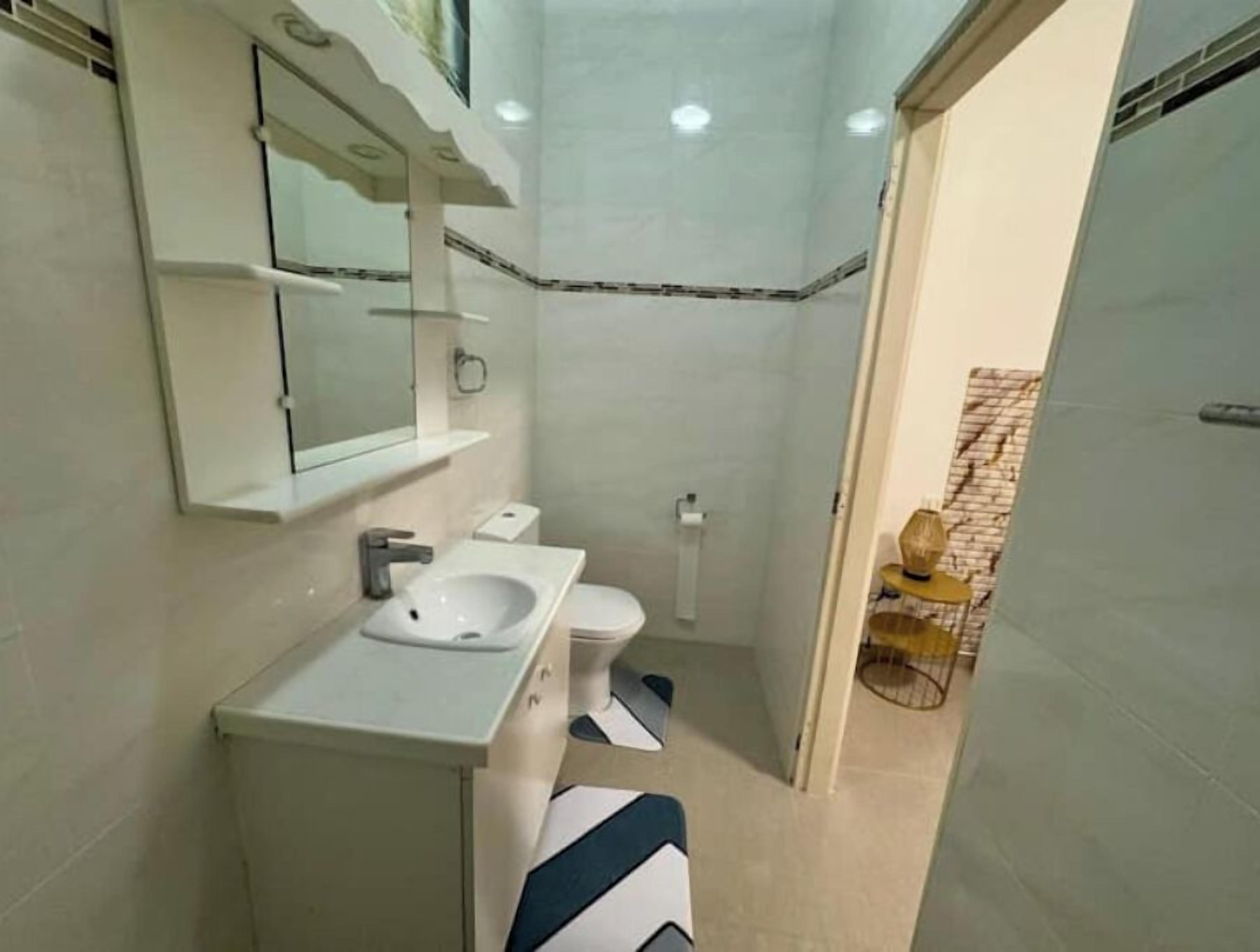 Jetted tub, hair dryer, towels, soap