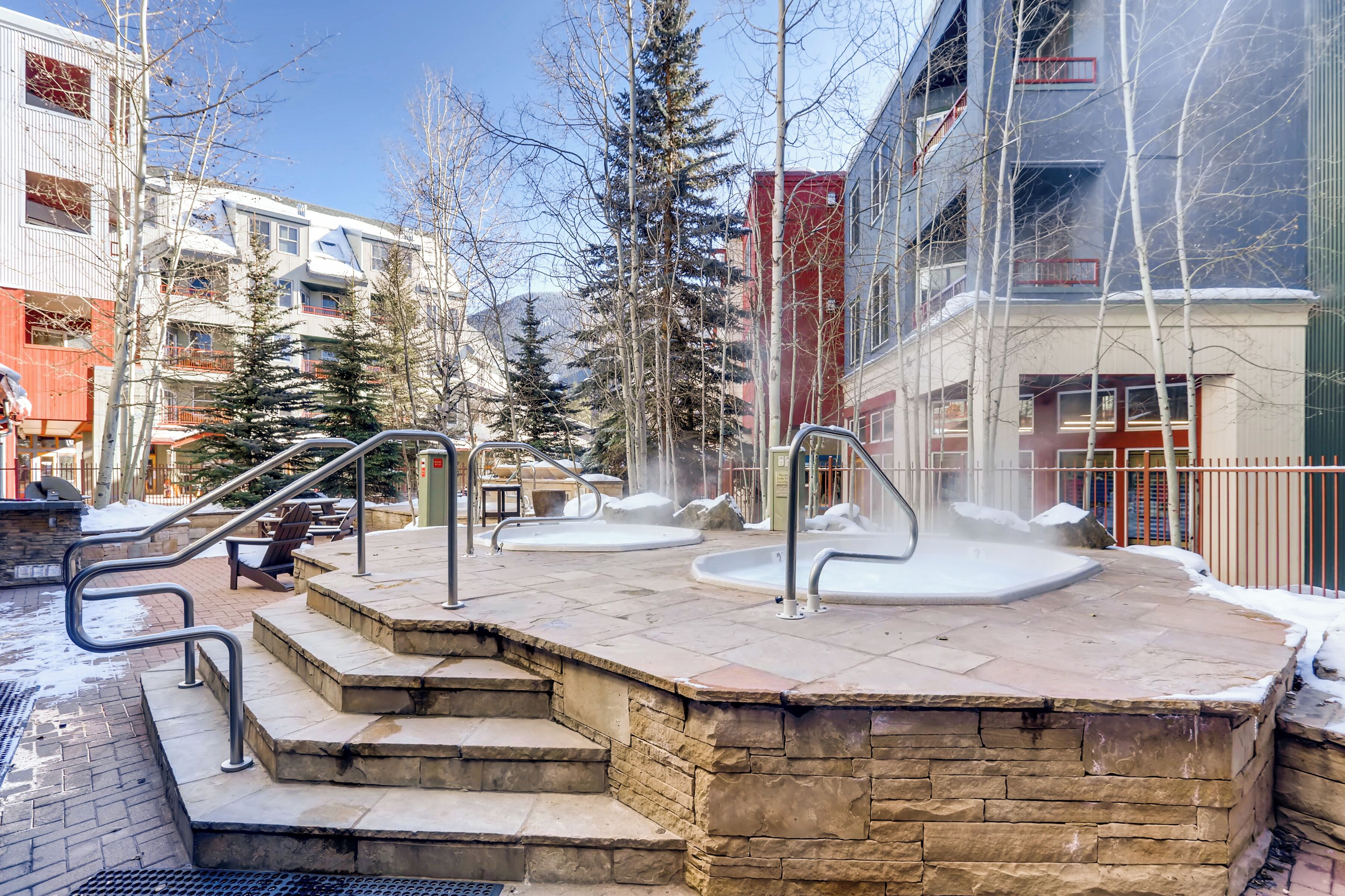 Bain à remous extérieur