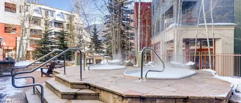 Bain à remous extérieur