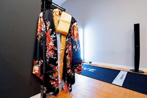 Karaoke room - Otoyado (Matsuyama)