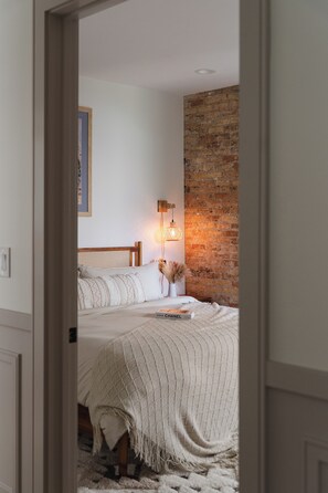 3 chambres, fer et planche à repasser, accès Internet, draps fournis