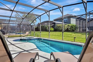 Pool - Spacious 5-Bedroom, 4-Bath Pool & Spa Villa in Emerald Island Resort (Kissimmee)