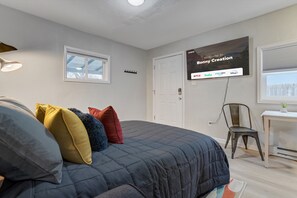 1 habitación, tabla de planchar con plancha, wifi gratis y ropa de cama 