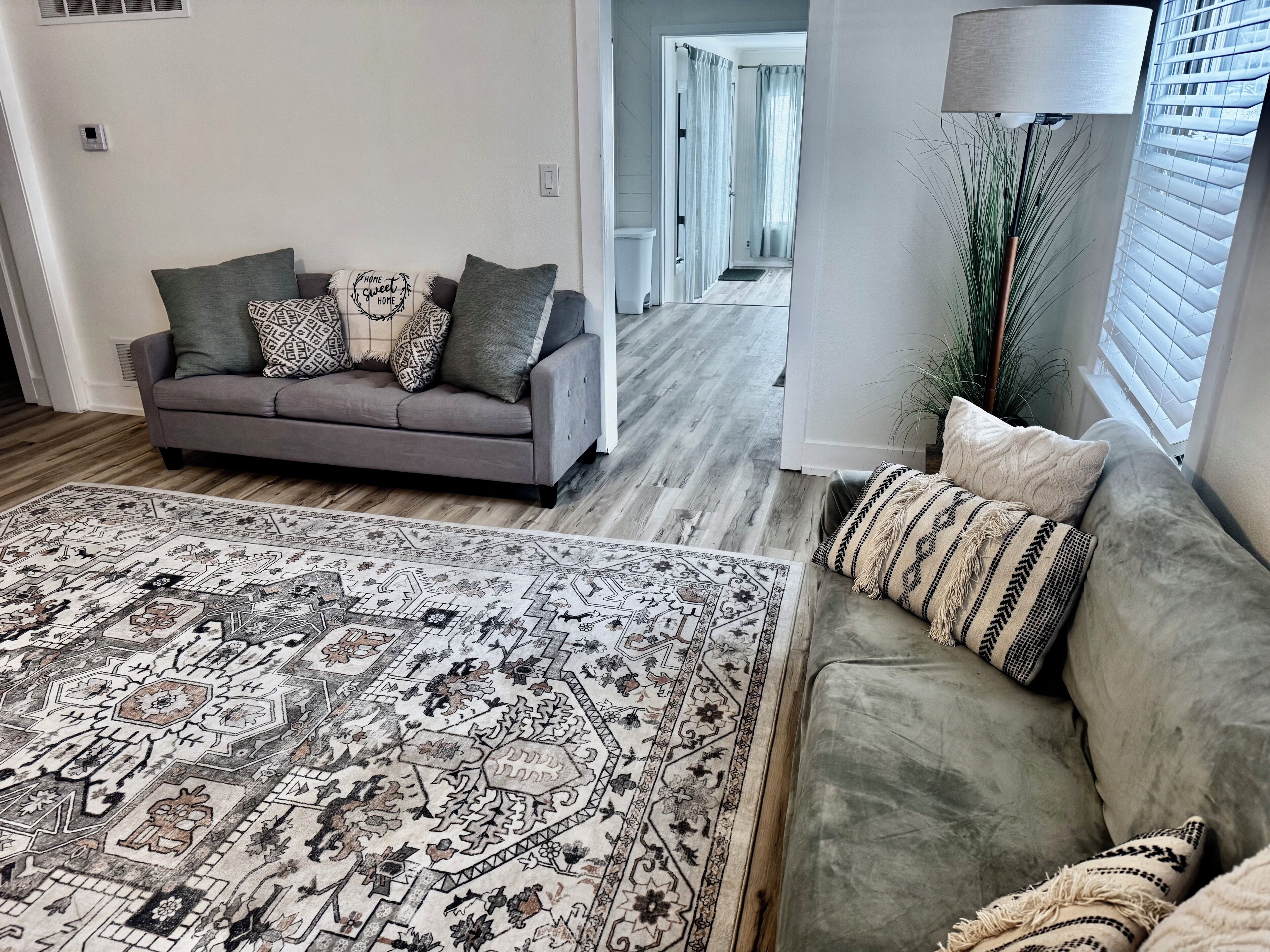 المنشأة من الداخل