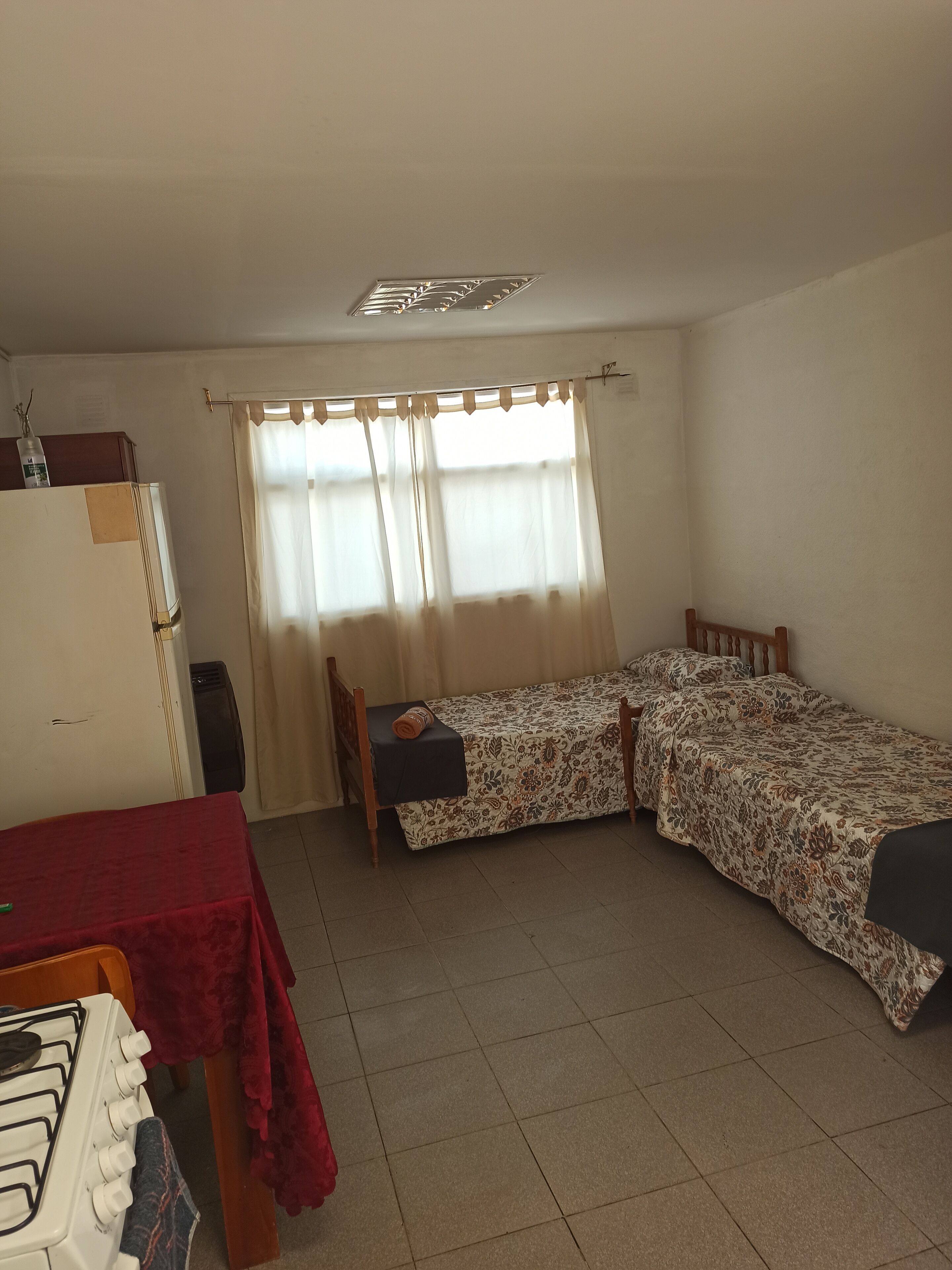 1 camera, Wi-Fi, lenzuola