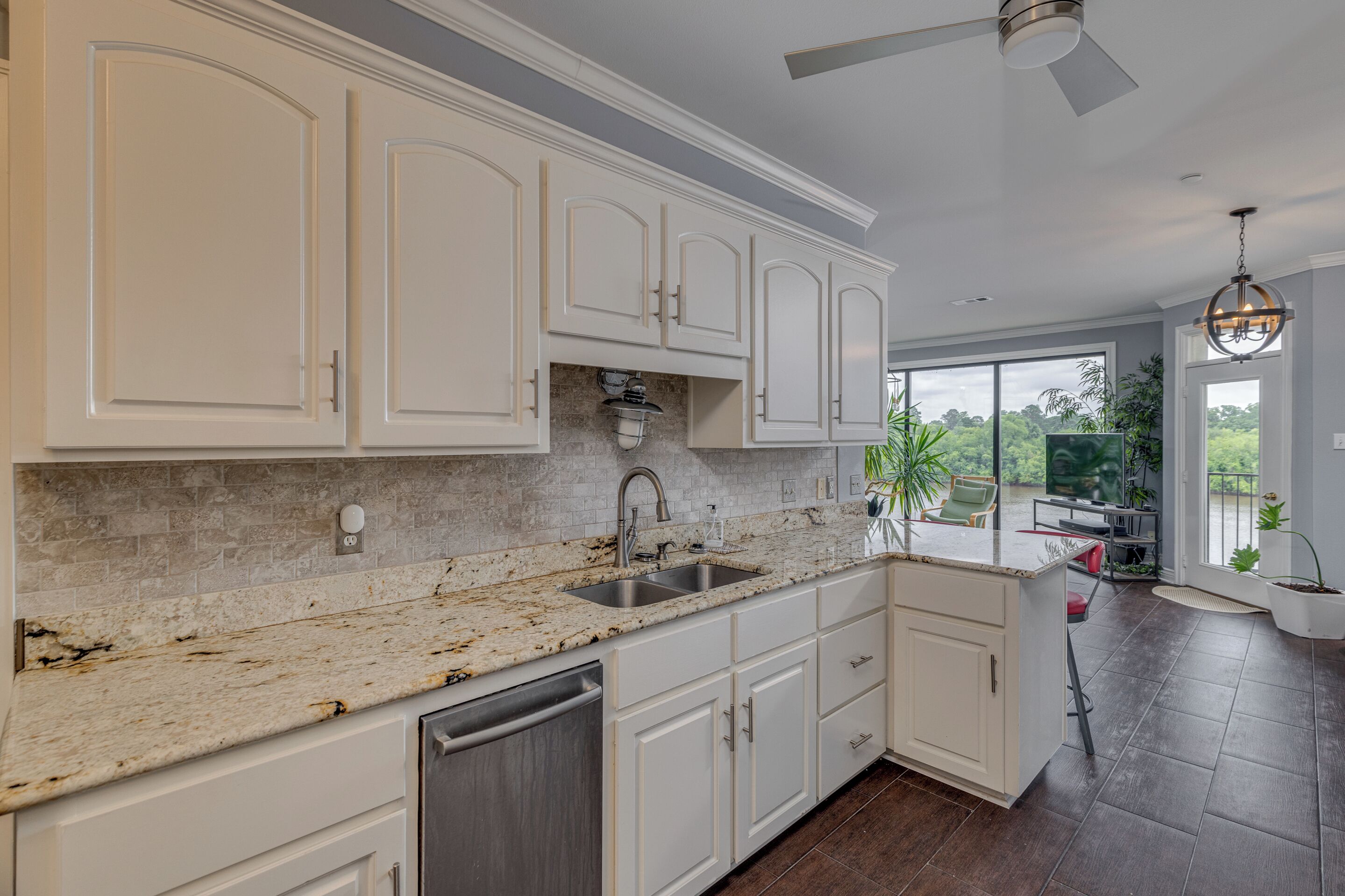 Microondas, horno y parrilla de estufa 