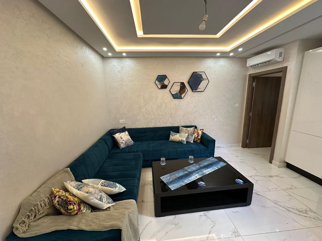 Penthouse, 1 Schlafzimmer, Balkon | Wohnbereich