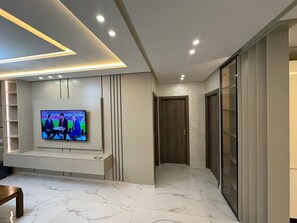 Ático Deluxe, 2 habitaciones, balcón | Zona de estar