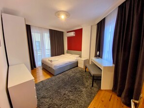 2 bedrooms, iron/ironing board, free WiFi, bed sheets - Suite Apartment at Walking Distance to Sea in Alanya (Antalya)
