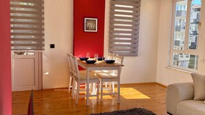 Dining - Suite Apartment at Walking Distance to Sea in Alanya (Antalya)