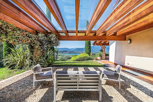 Terassi/patio