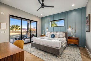 4 Schlafzimmer, Bügeleisen/Bügelbrett, Reisekinderbett, kostenloses WLAN