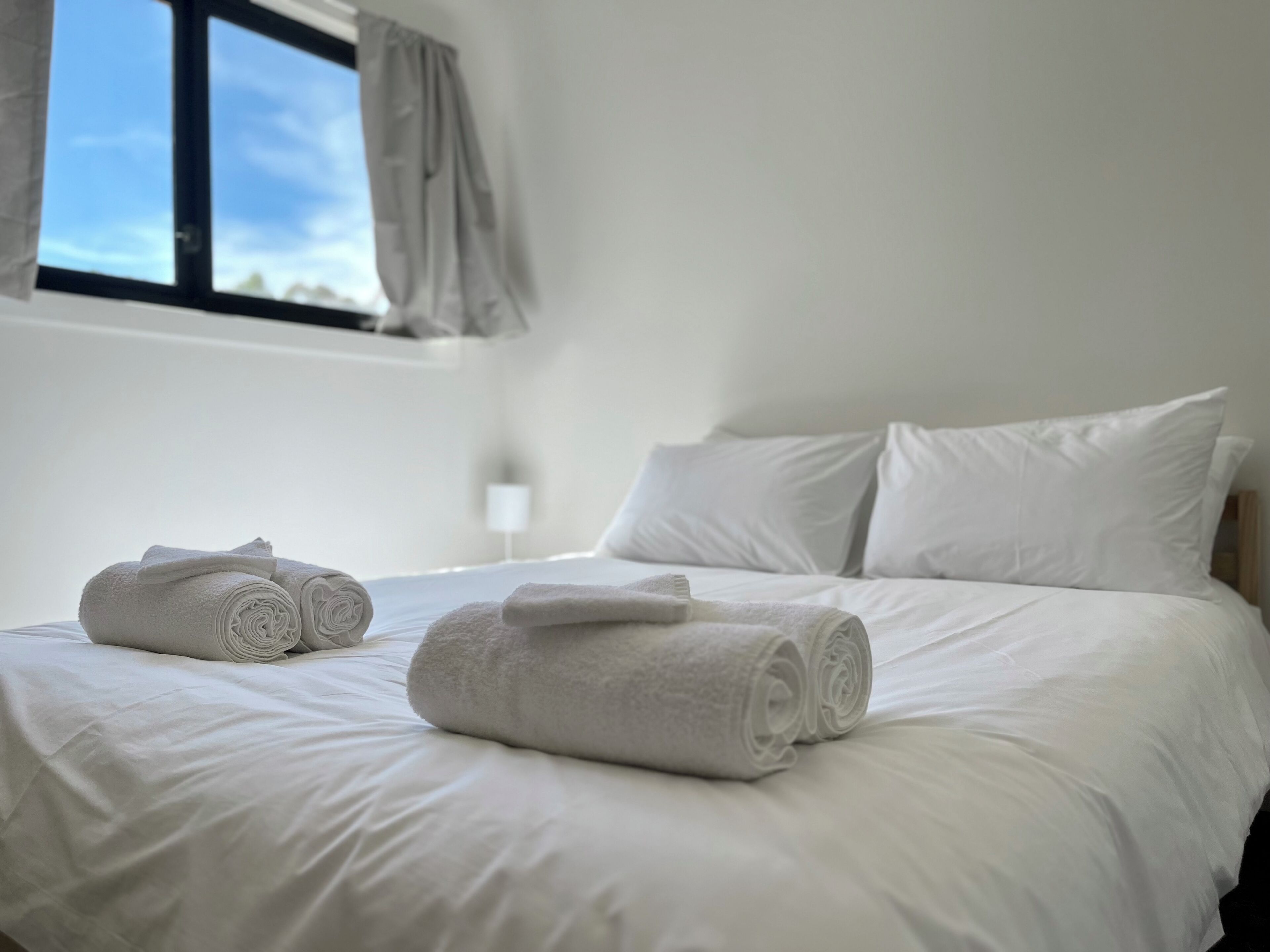 2 slaapkamers, reisbedje, gratis wifi, beddengoed