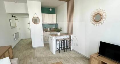 Studio Saint-Germain-en-Laye -RER A- Near Paris