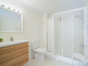 Shower, hair dryer, towels - CHL La Marina, Santa Cruz de La Palma (Santa Cruz de La Palma)